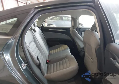 2015 Ford Fusion Hybrid S from USA, damaged, VIN 3FA6P0UU7FR132609